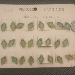 PRICE REDUCED! Vintage Green Diamond Shaped Earrings